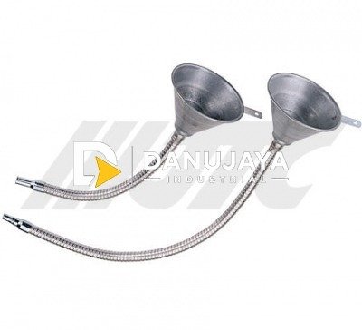 FLEXIBLE METAL FUNNEL 370mm JTC-3108